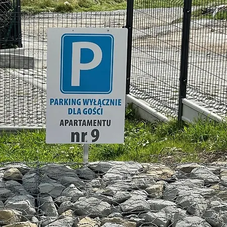 Jenny: Ski, Bike & Mountain Views *