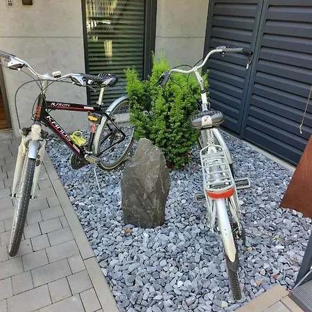 Jenny: Ski, Bike & Mountain Views Szczyrk