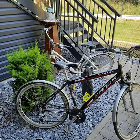 Jenny: Ski, Bike & Mountain Views Apartment *